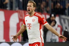 华体会官网凯恩在加拿大队比赛中问鼎冠军，精彩发挥引发热议！的简单介绍