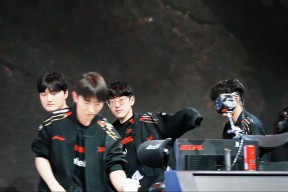 华体会入口关于Scout爆冷击败阿森纳，挺进下一轮引爆全场！的信息